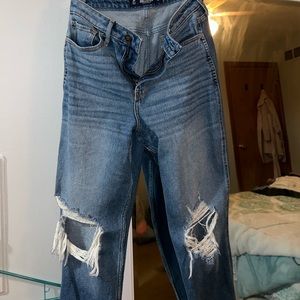 Hollister jeans